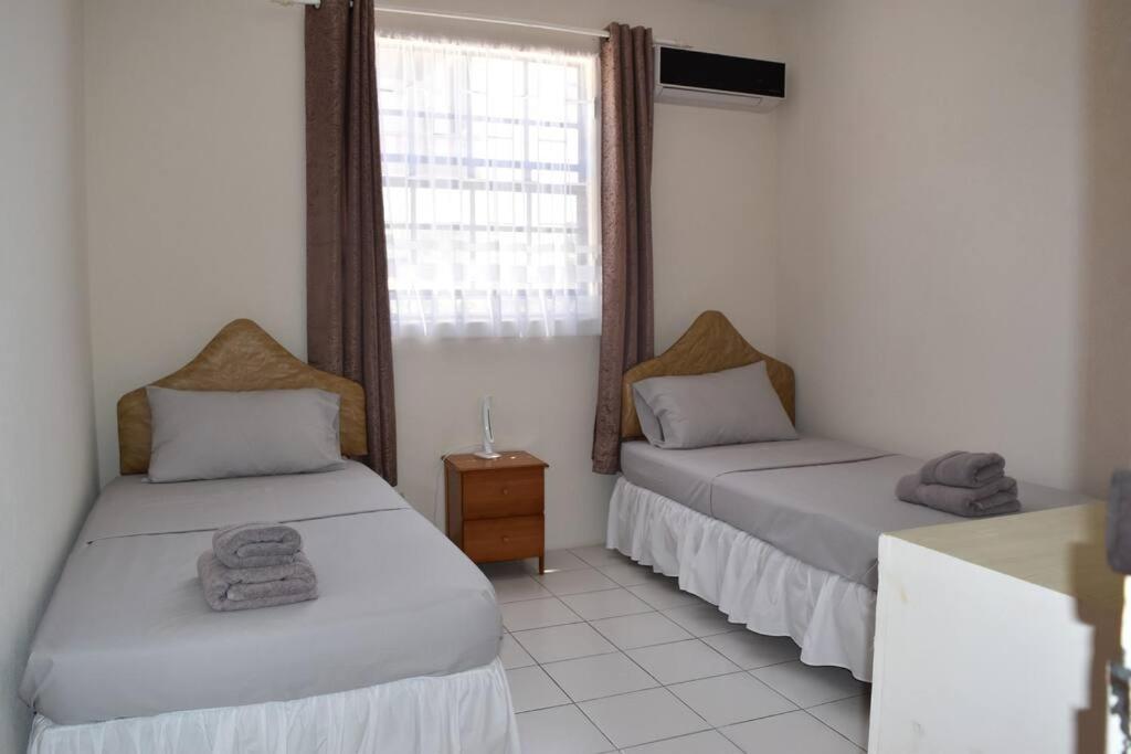 Coastal View7 Apt #3 Christ Church Extérieur photo